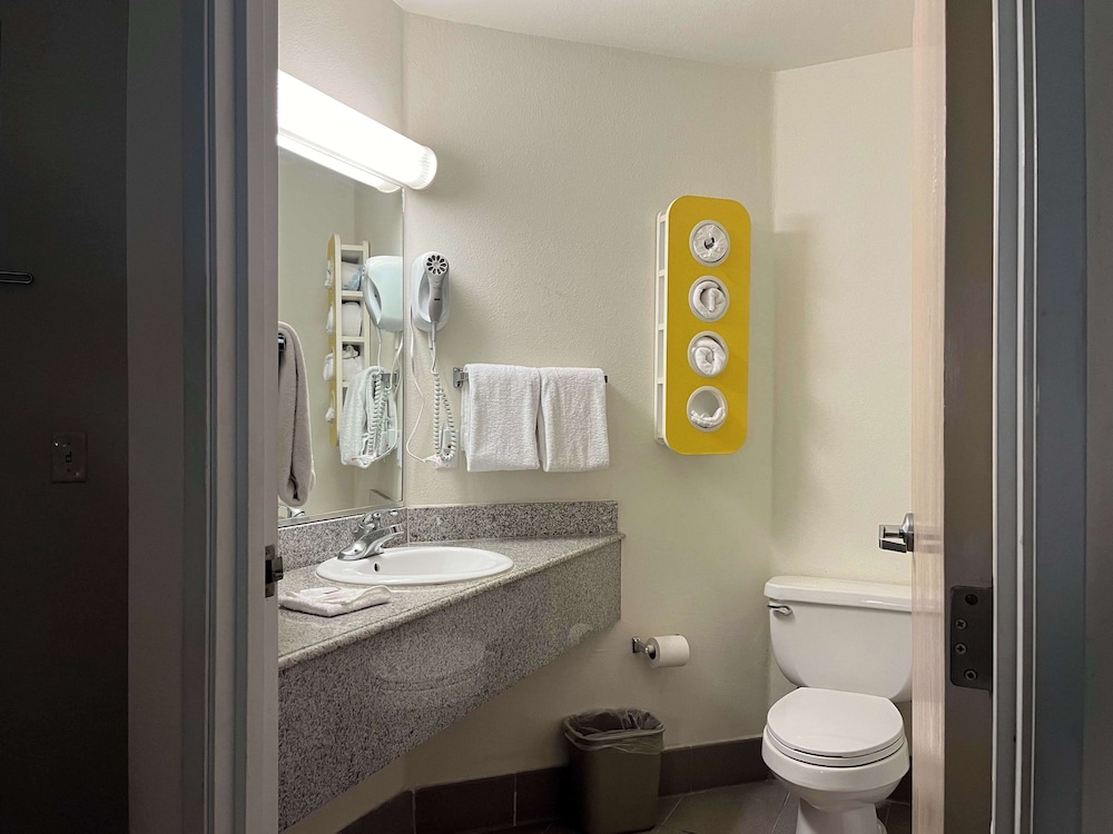 Motel6 Las Cruces, NM - Telshor 43/45