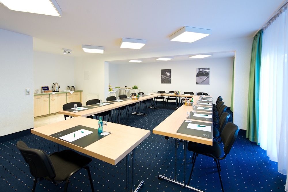 Achat Hotel Darmstadt Griesheim 61/74