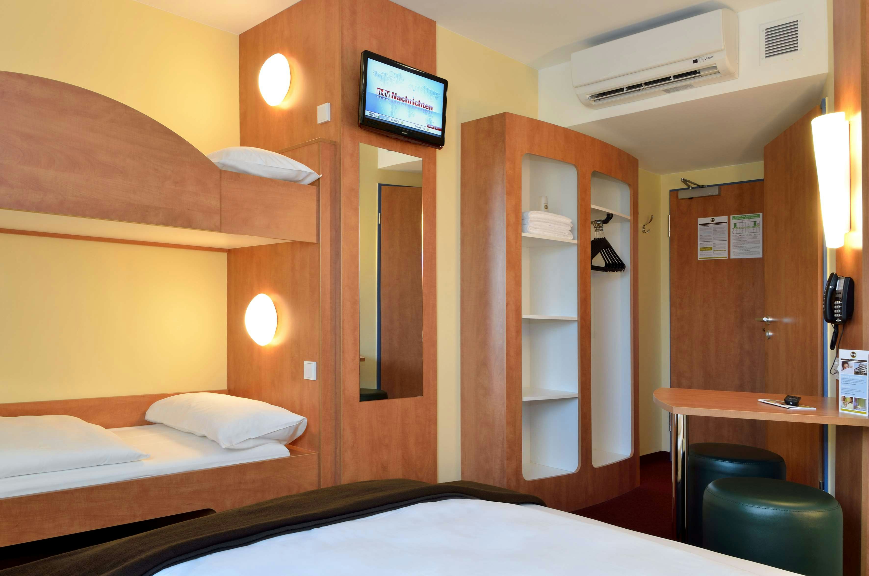 B&B Hotel Munchen-Airport 11/27