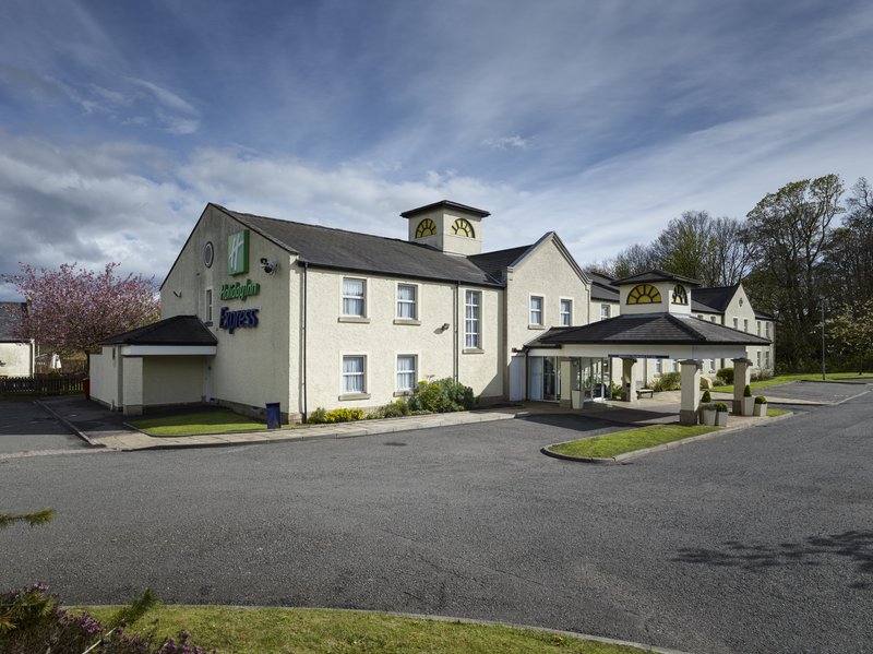 Holiday Inn Express Glenrothes 56/70