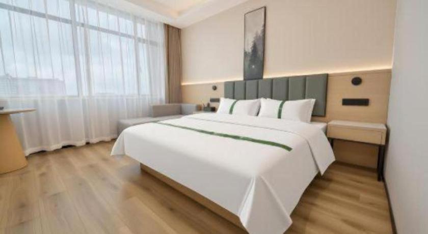 GreenTree Inn ShangHai Fengxian District XiaoTang Road Hotel 28/50