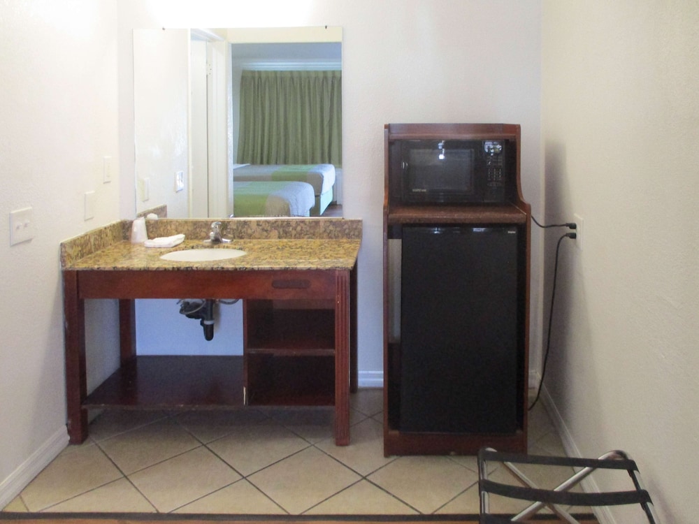 Motel6 Fresno, CA 22/28