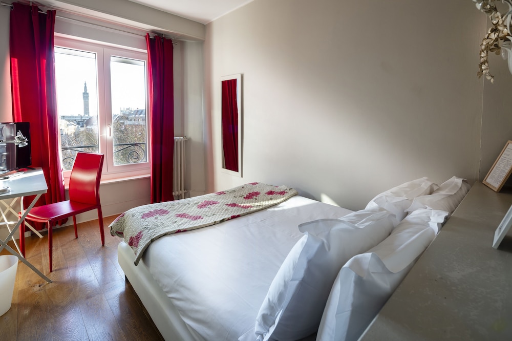غرفة بسرير مزدوج بحوض استحمام، Hotel Brueghel 8/10