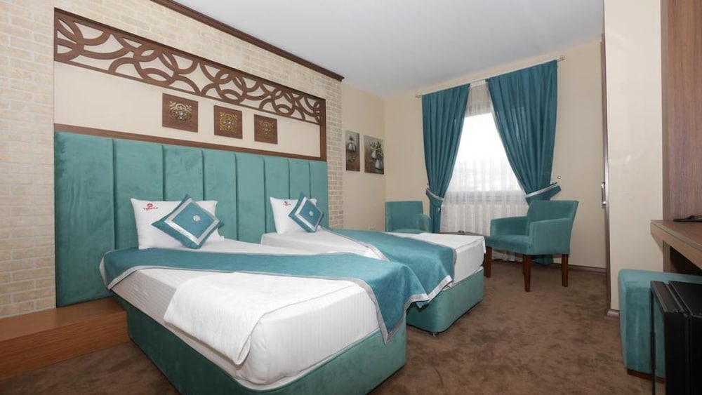 Hotel Labella Bergama 10/24