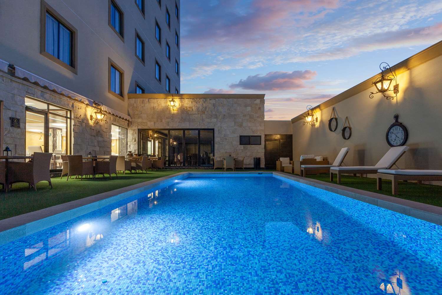 Wyndham Torreon 31/33