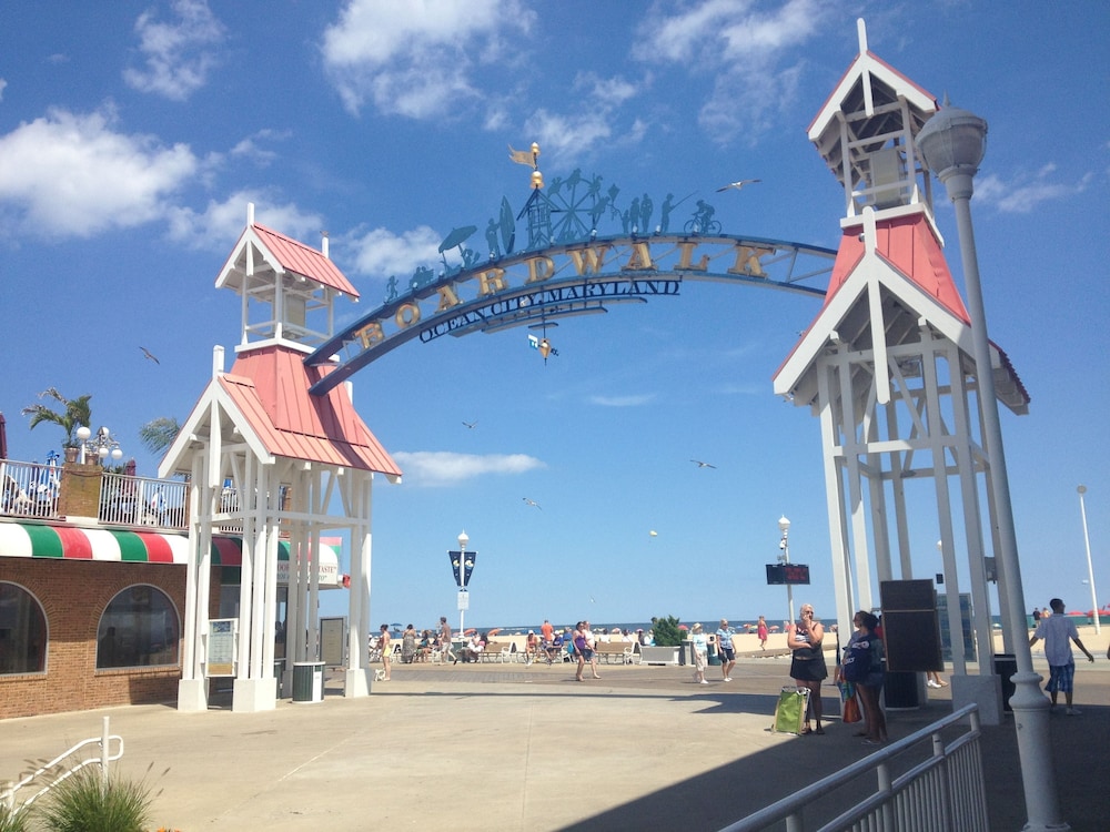 Sea Breeze Inn Ocean City 22/24