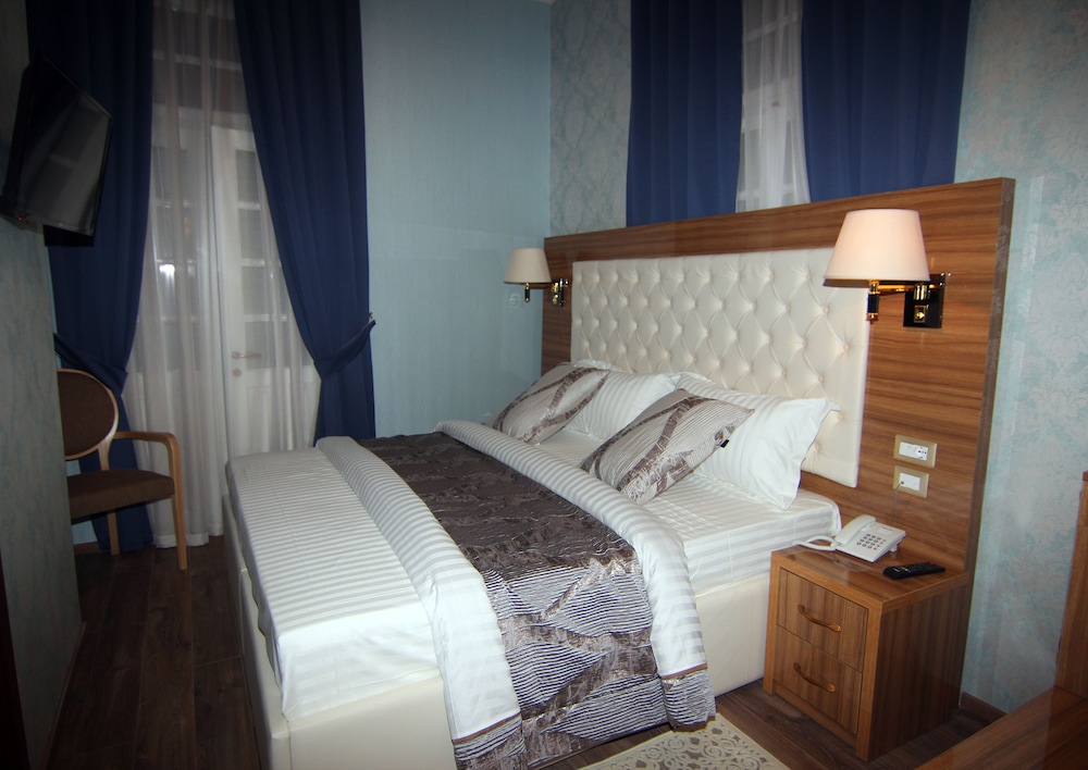 Hotel Boutique Restorant Gloria 13/50