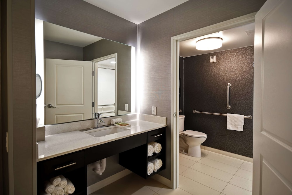 Doubletree By Hilton Deadwood At Cadillac Jack S 23/52