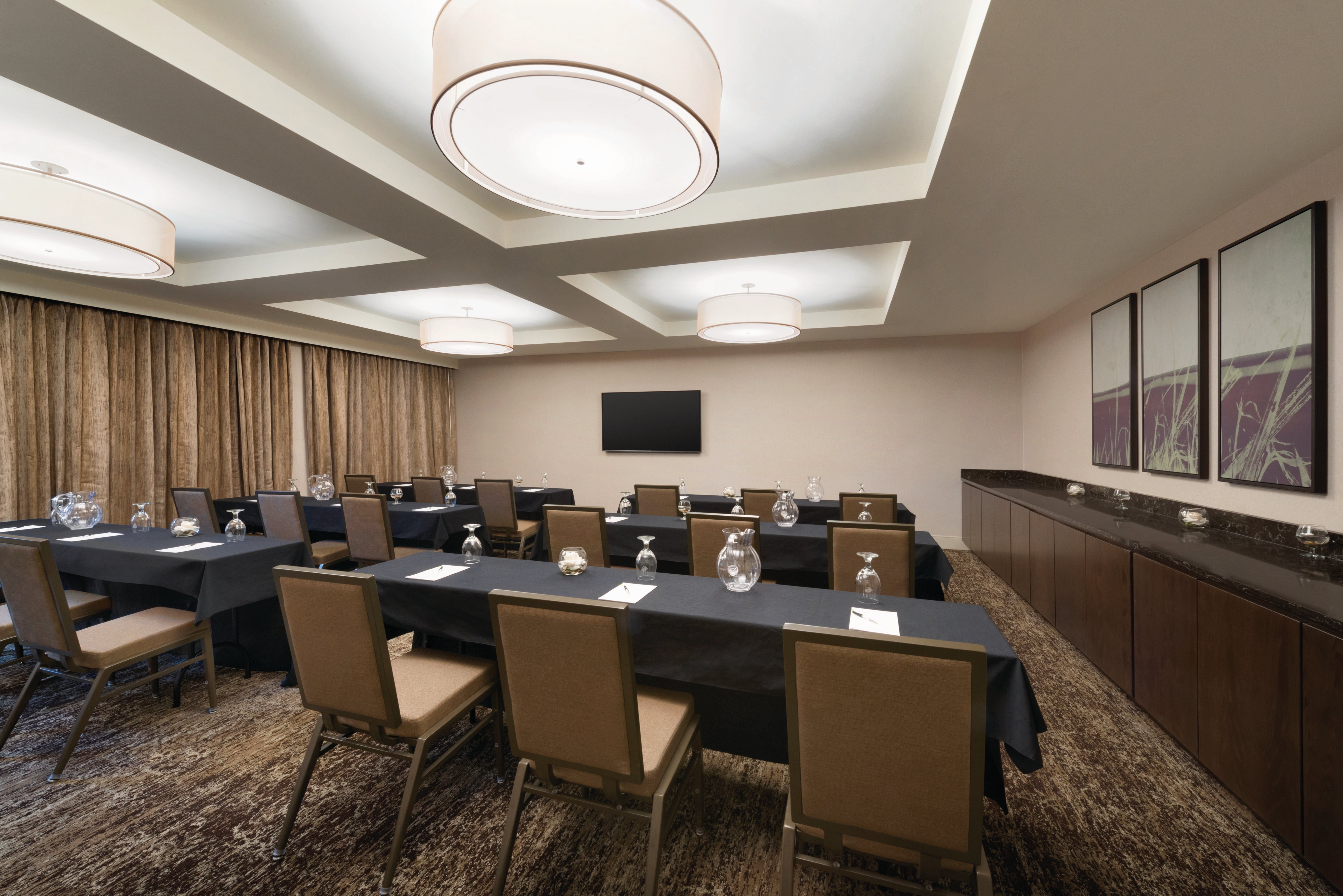 Holiday Inn Chicago - Schaumburg 24/30