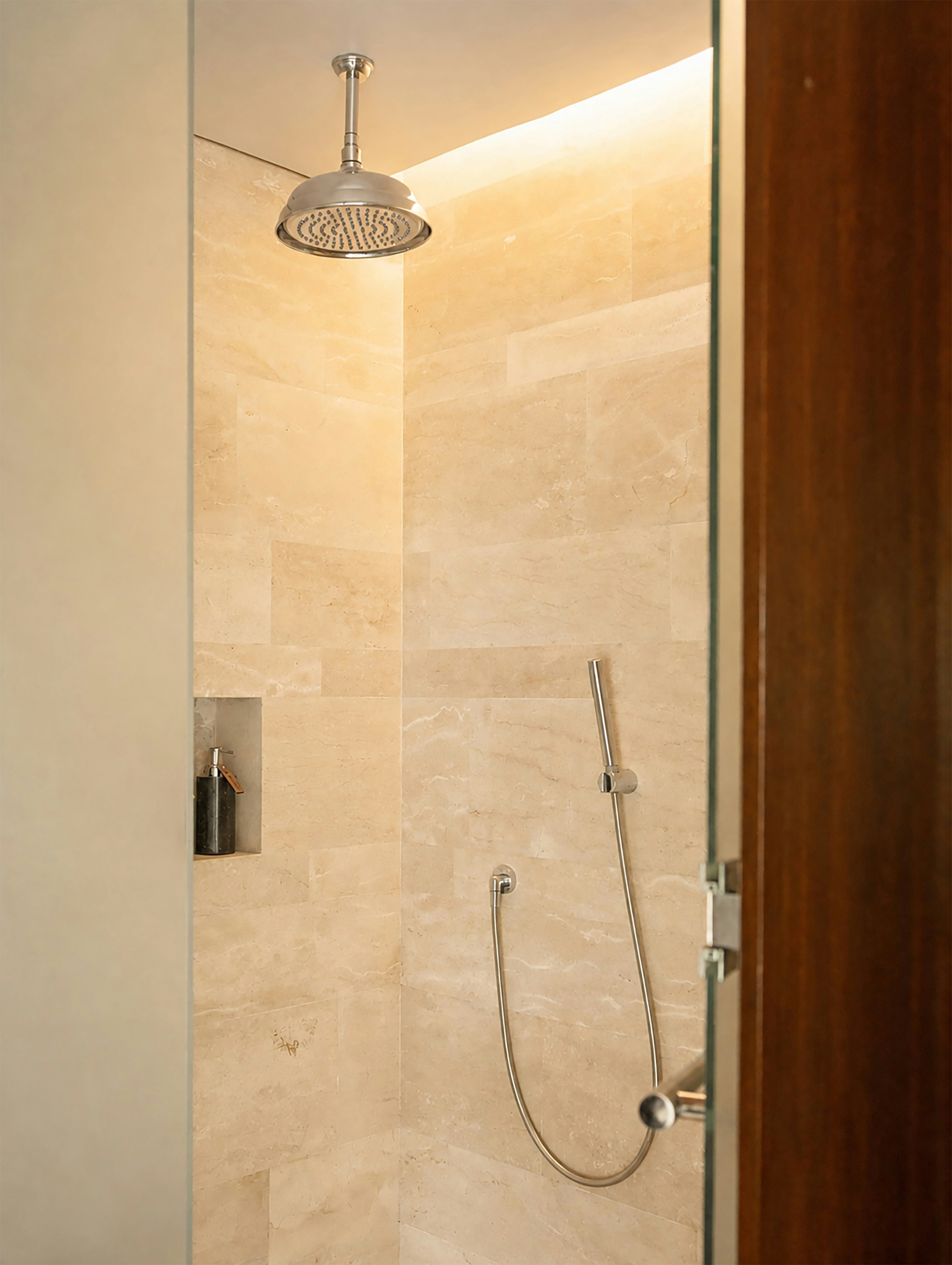 REVIVO Wellness Resort 12/45