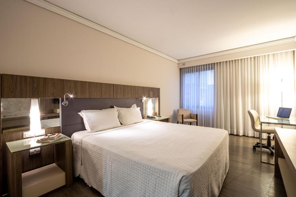 Standard, Double Bed, Street View