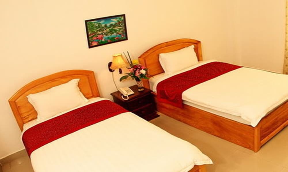 Douangpraseuth Hotel 23/67