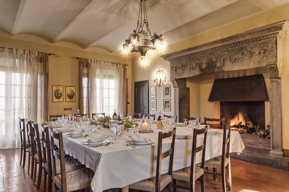 Borgo Di Pietrafitta Relais 52/74