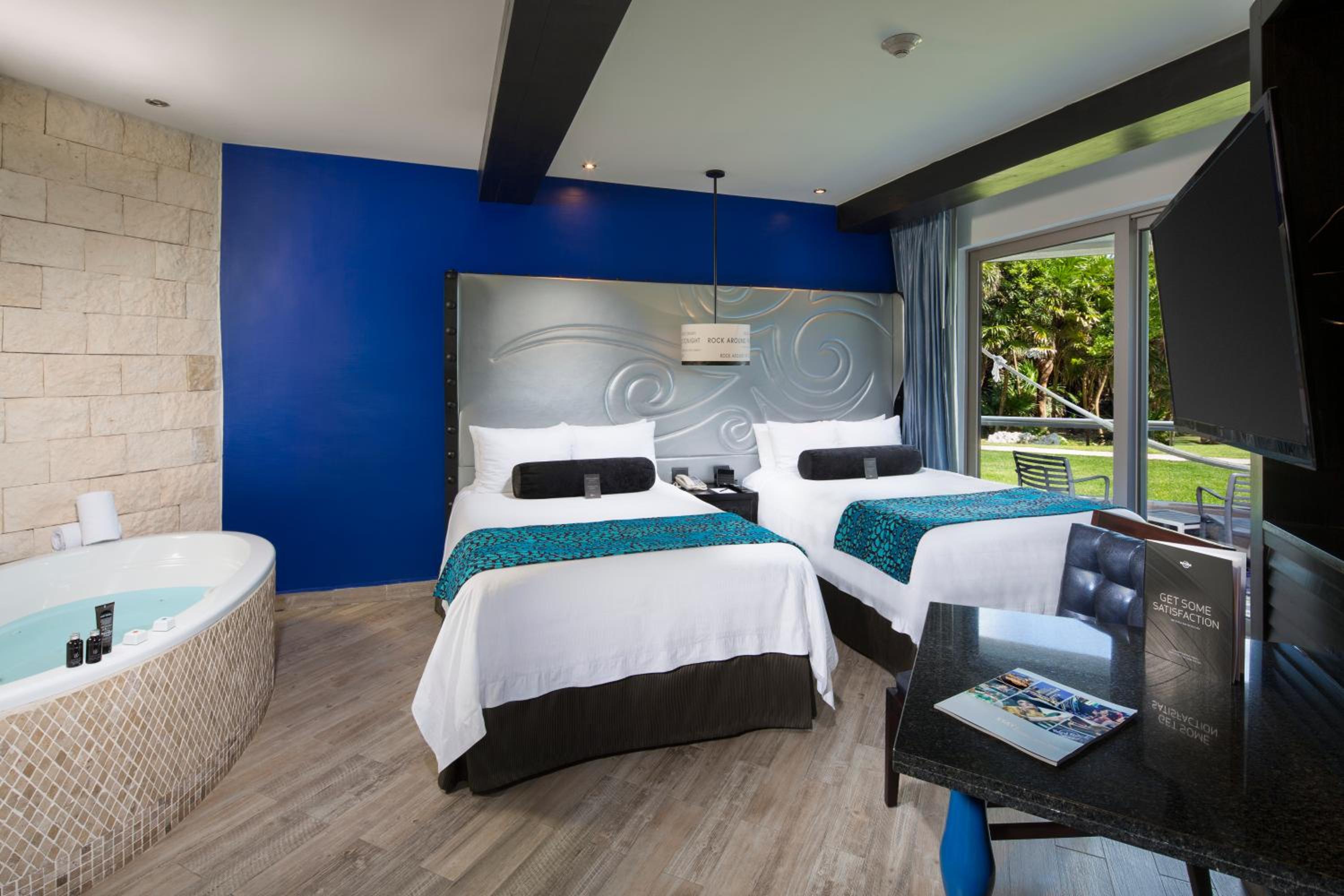 Gold, Superior, Double Bed