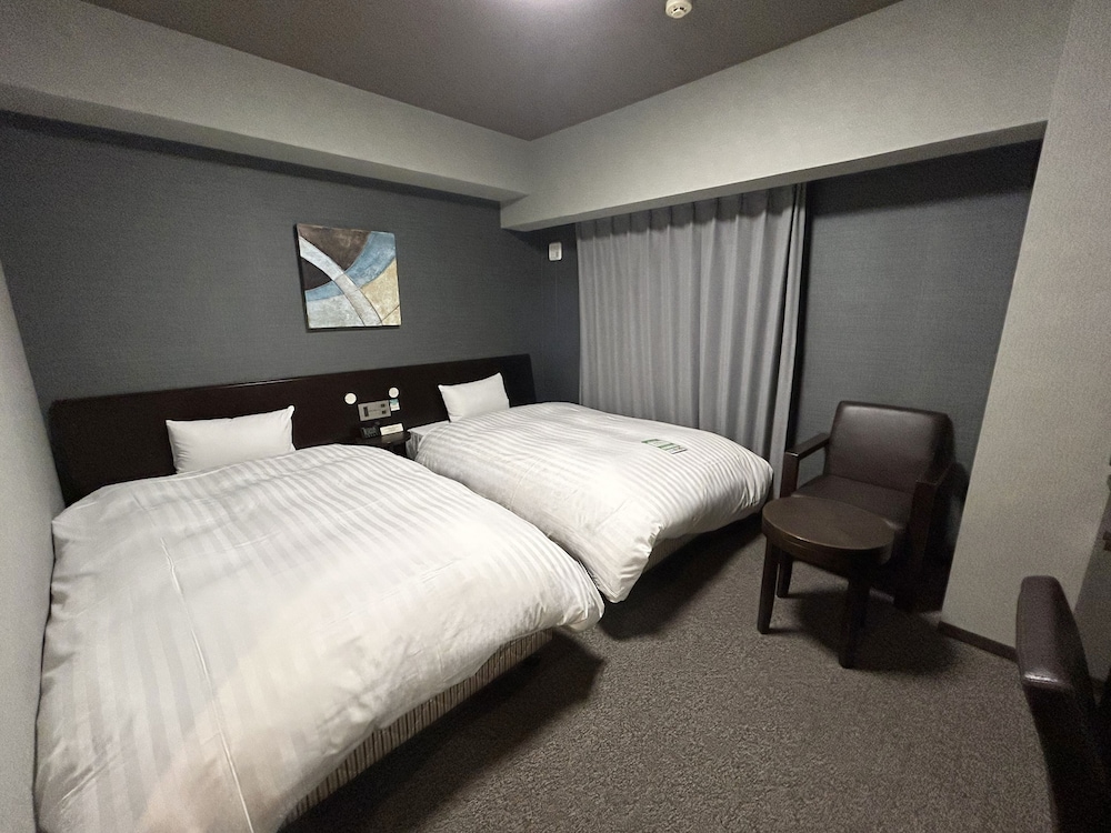 Hotel Route-Inn Hisai Inter 22/56
