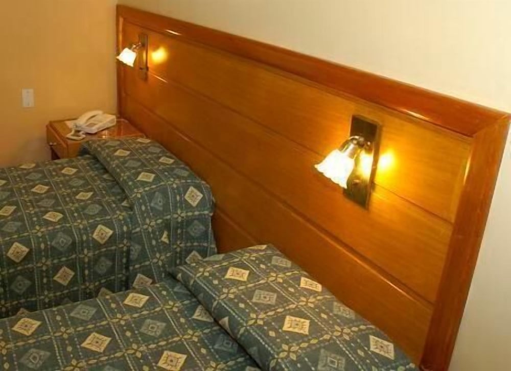 Hotel Provincial 12/24