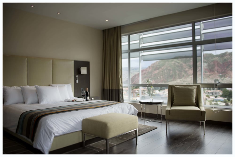 CASA GRANDE HOTEL 22/70