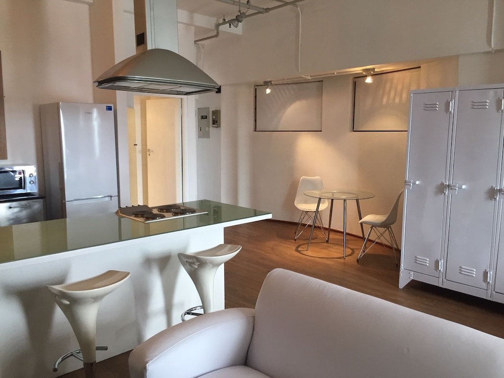 Manhattan Lofts 30/50