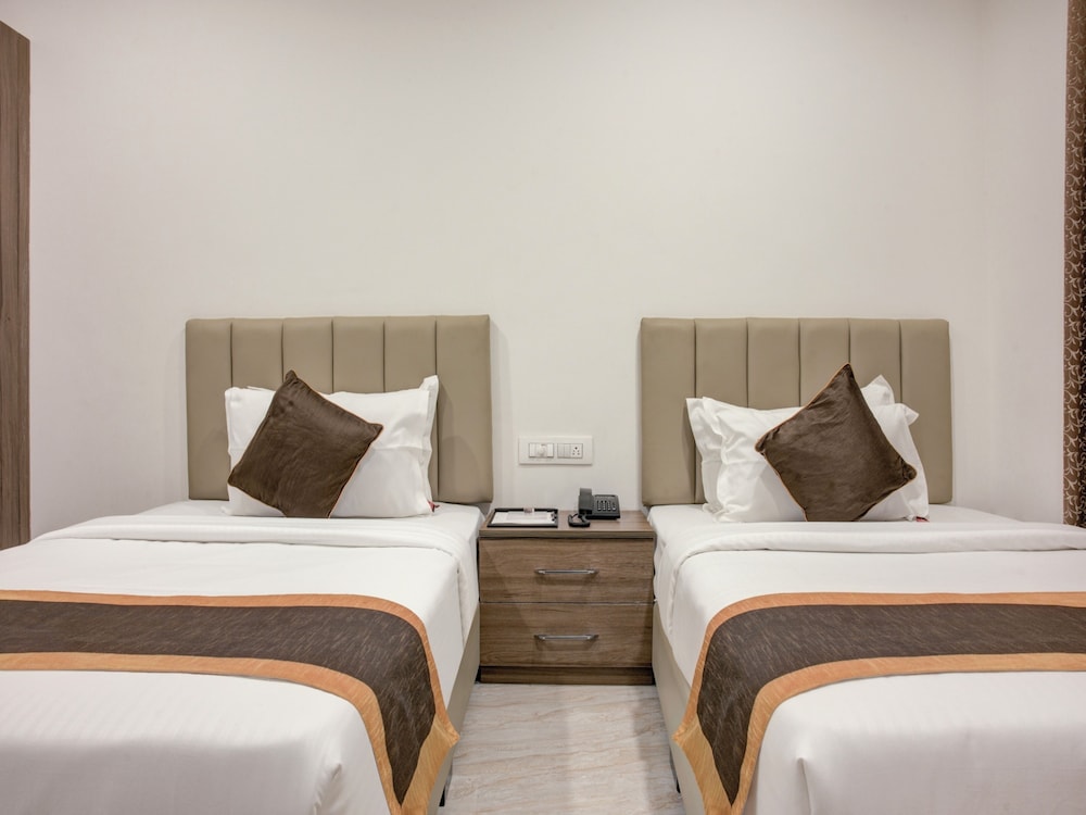 ECKO Sterling Inn Bangalore International Airport 29/51