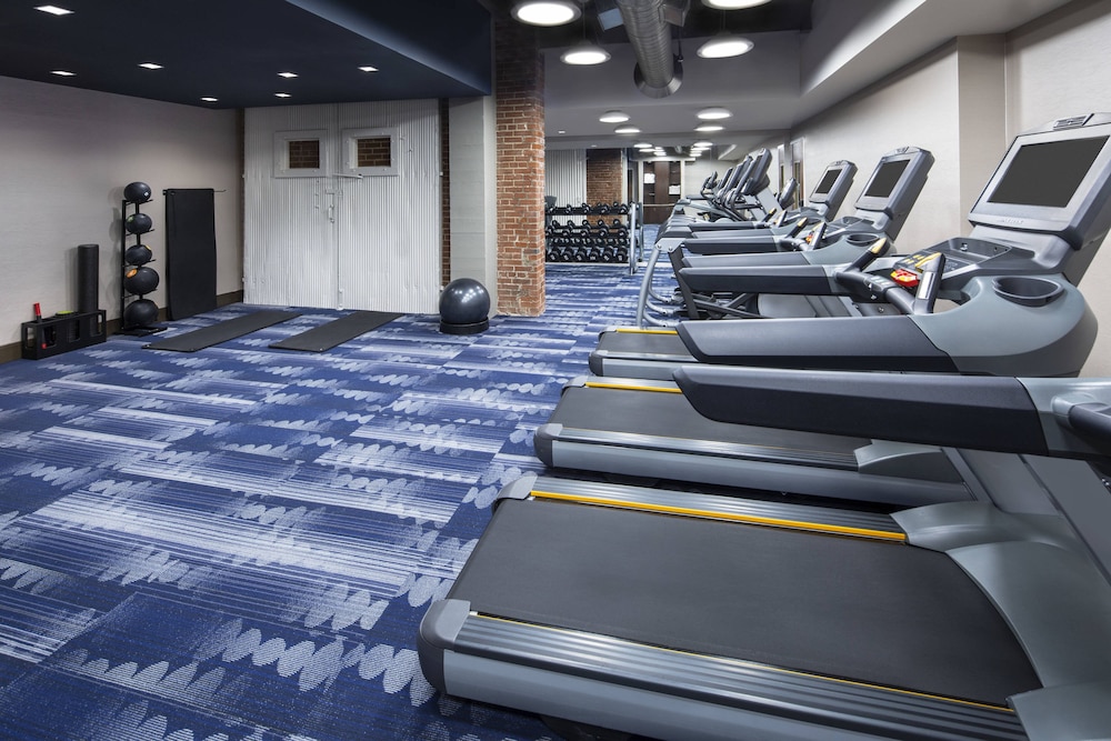 Courtyard By Marriott Cape Girardeau Downtown 22/42