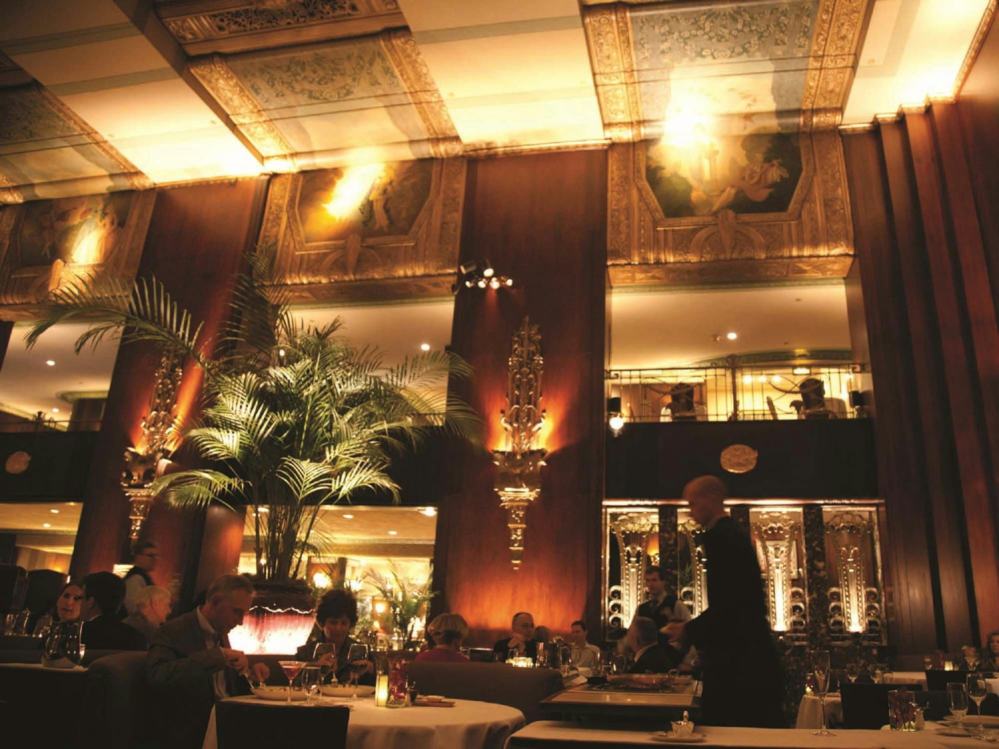 Hilton Cincinnati Netherland Plaza 30/62