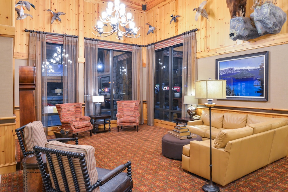 Best Western Plus Olympic Inn 53/73