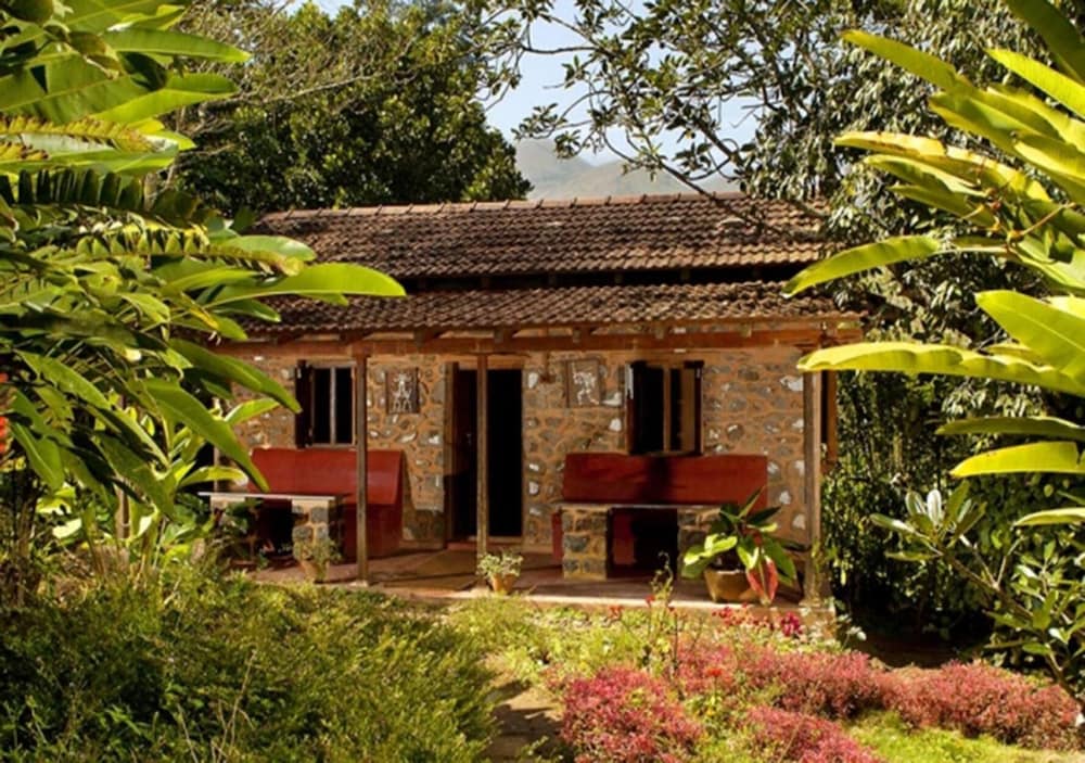 Elephant Valley Eco Farm Hotel 6/54