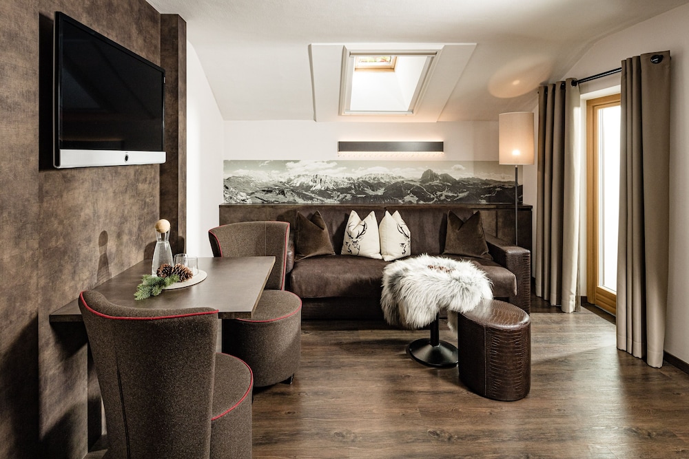 Boutique and Fashion Hotel Maciaconi 40/50
