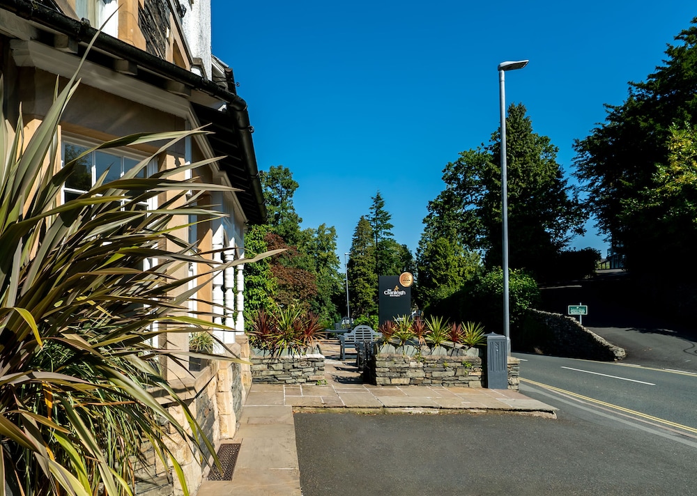 Cranleigh Boutique 38/46