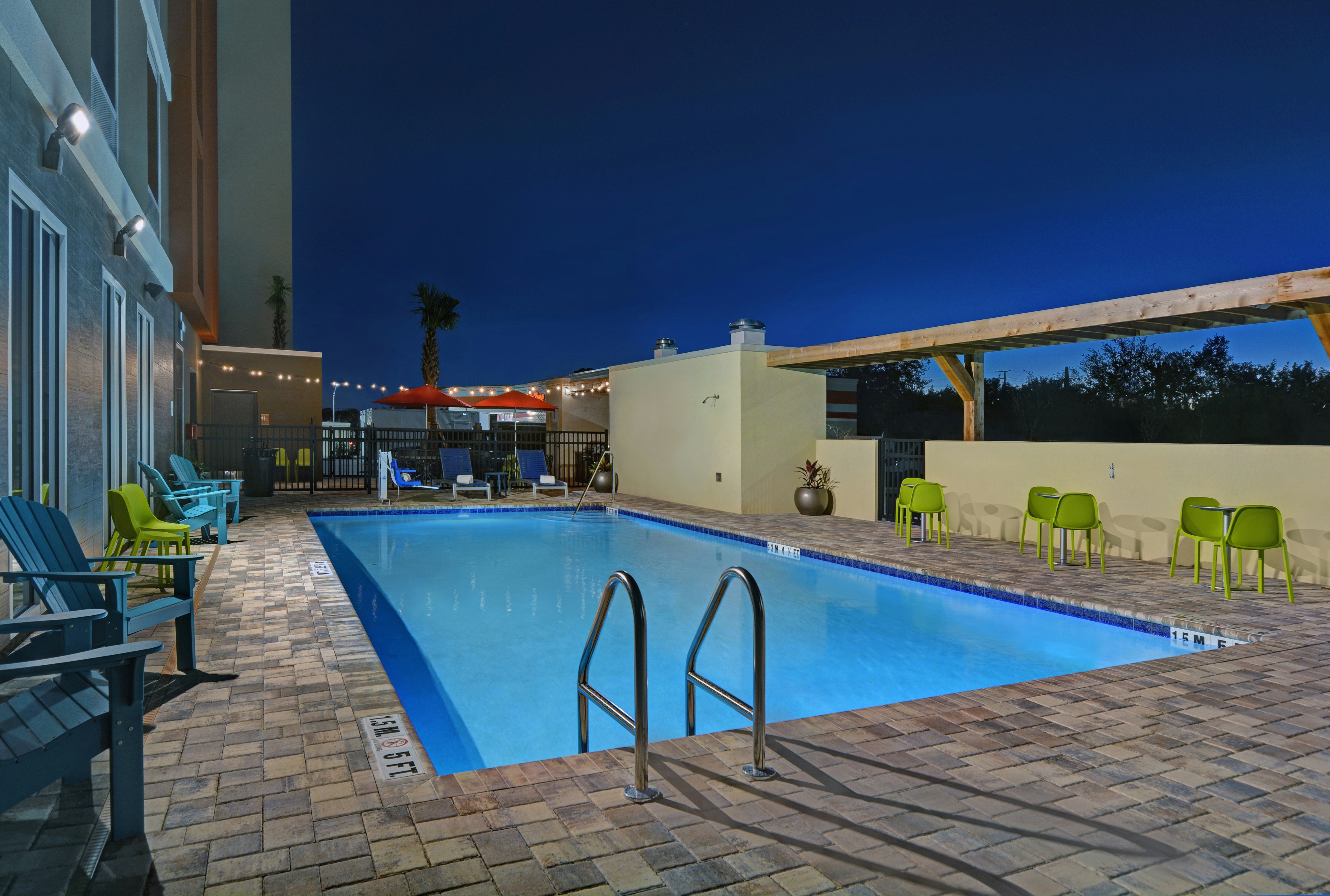 Home2 Suites by Hilton Largo 25/26