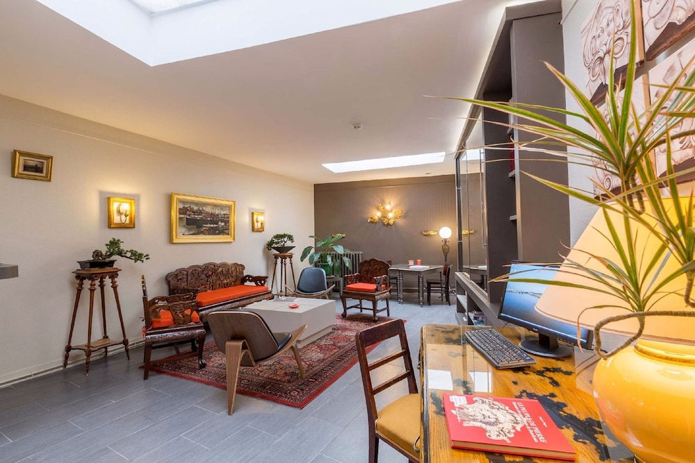 Hotel Regina 37/58