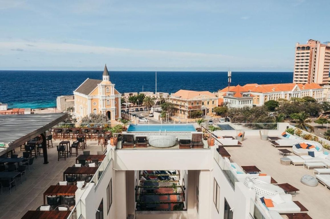 Elements Hotel & Shops 9/9