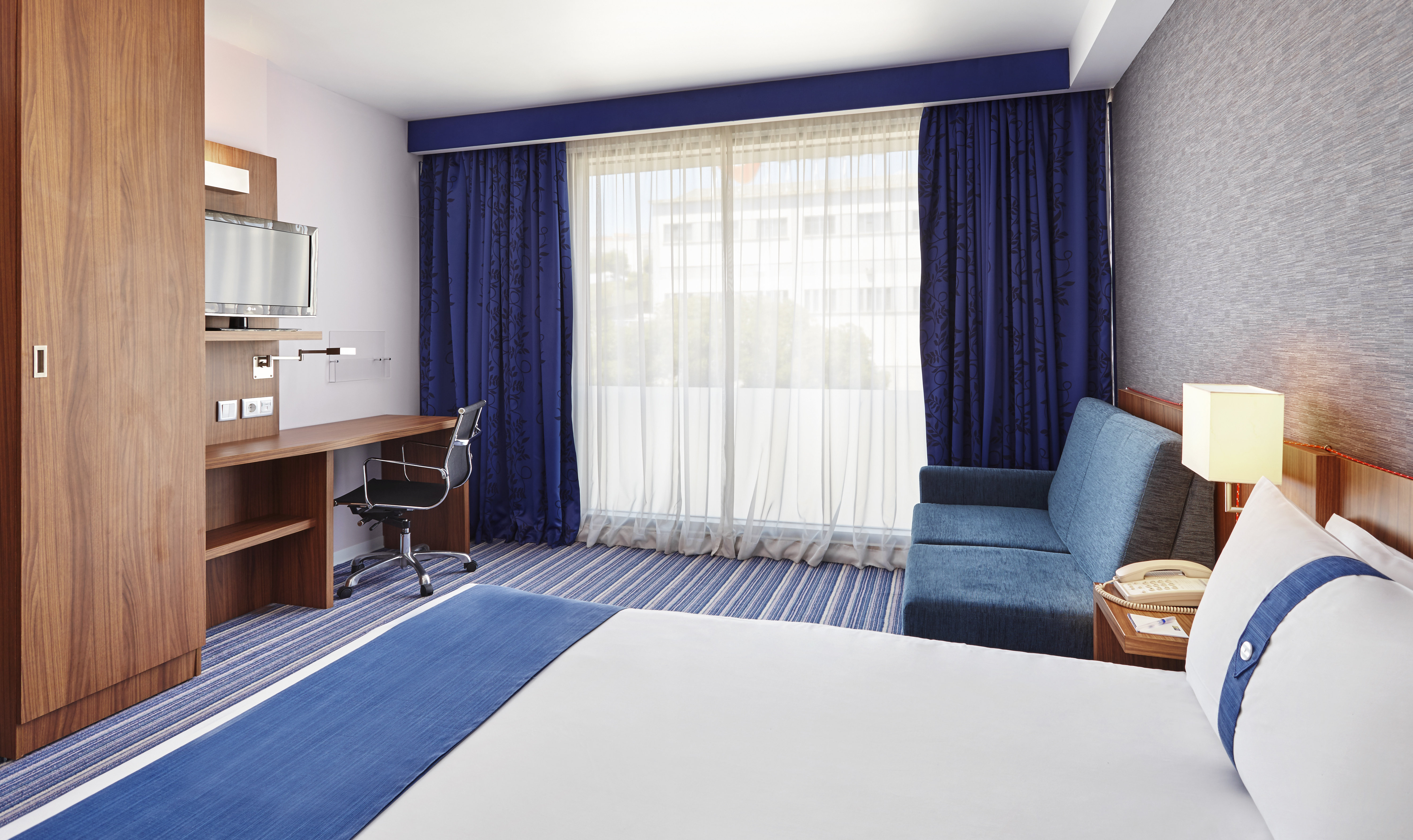 Holiday Inn Express Lisbon Alfragide 14/35