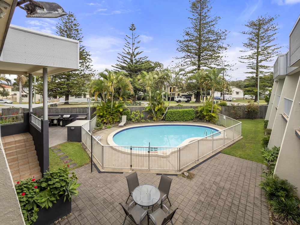 YAMBA SUN MOTEL 54/60