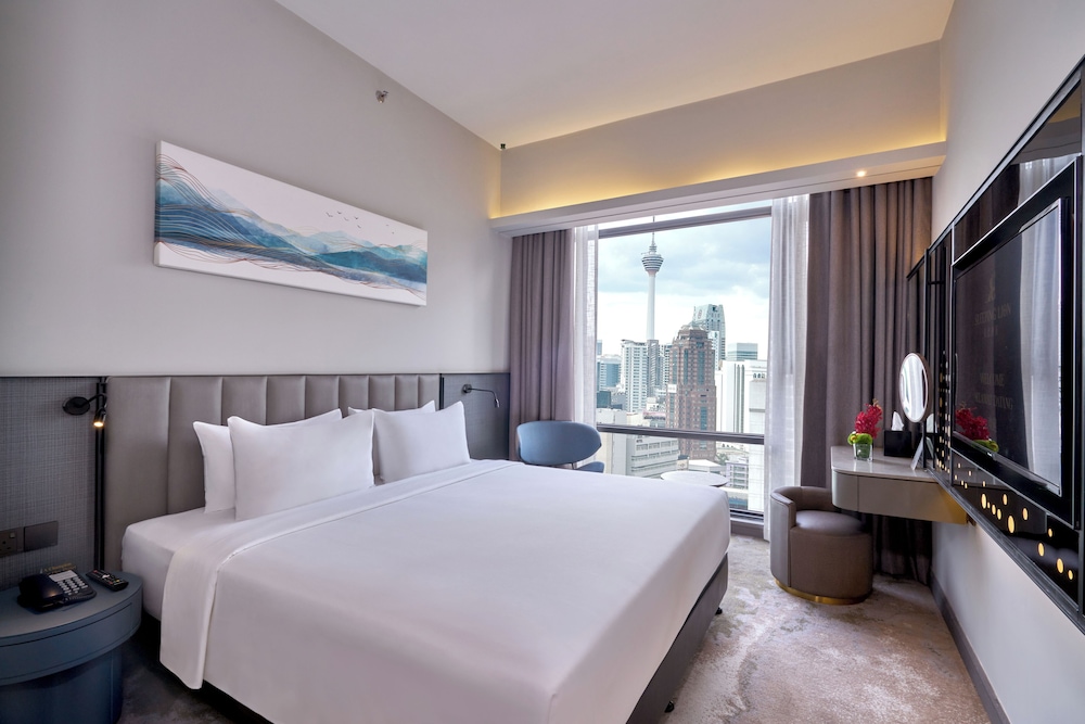 Sleeping Lion Suites 34/61