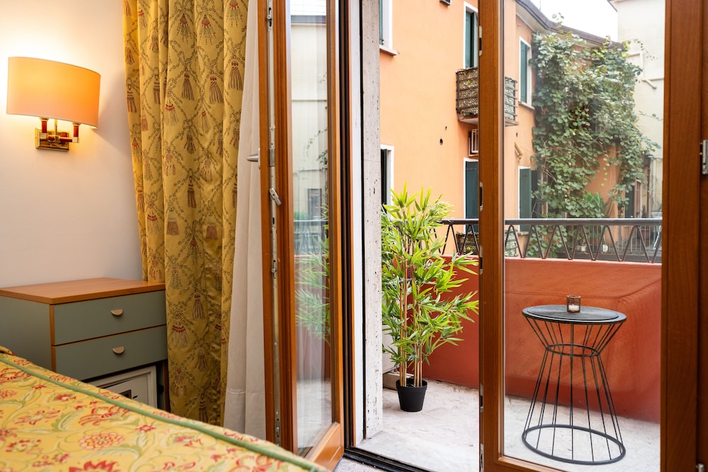 Camelia Rooms Venice Guesthouse 43/55
