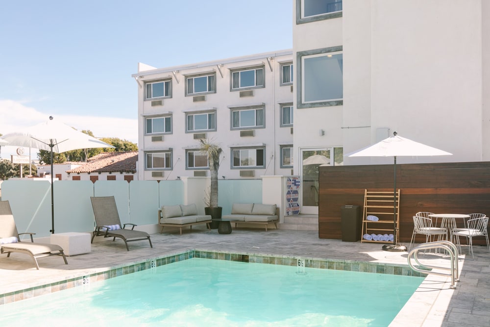 Hotel Solarena Newport Beach, a Dazzler Select by Wyndham 1/20