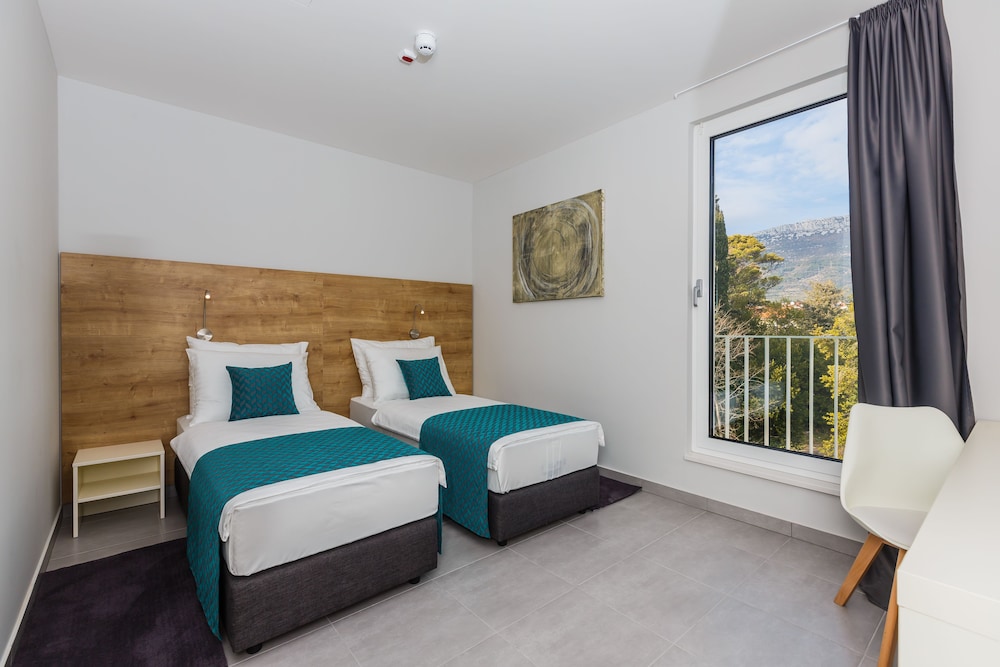 HOTEL STACIJA 22/64