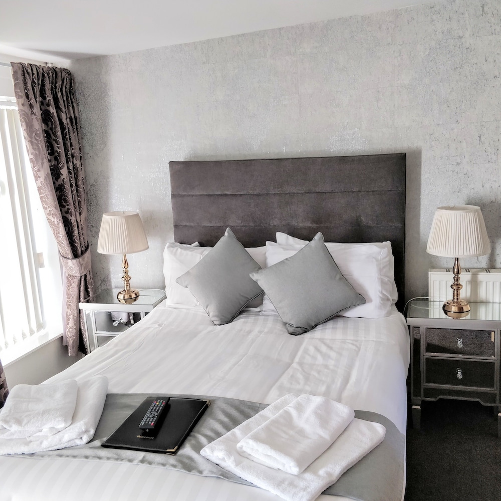 Angel House Bed Breakfast 9/38