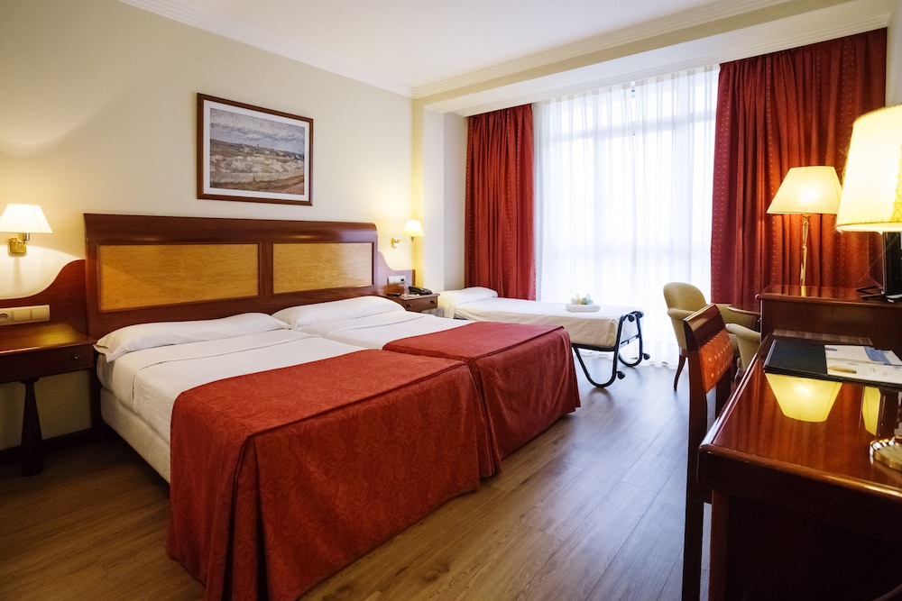 Gran Hotel De Ferrol 11/32