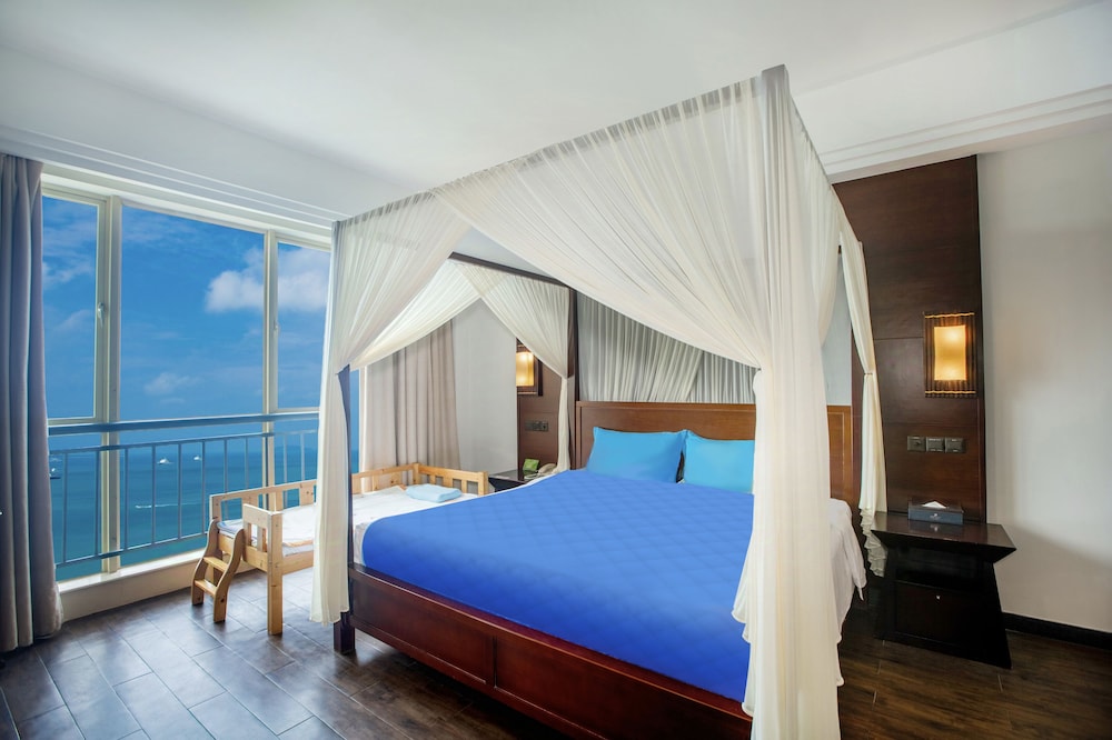 Shengyi Holiday Villa Hotel 12/50