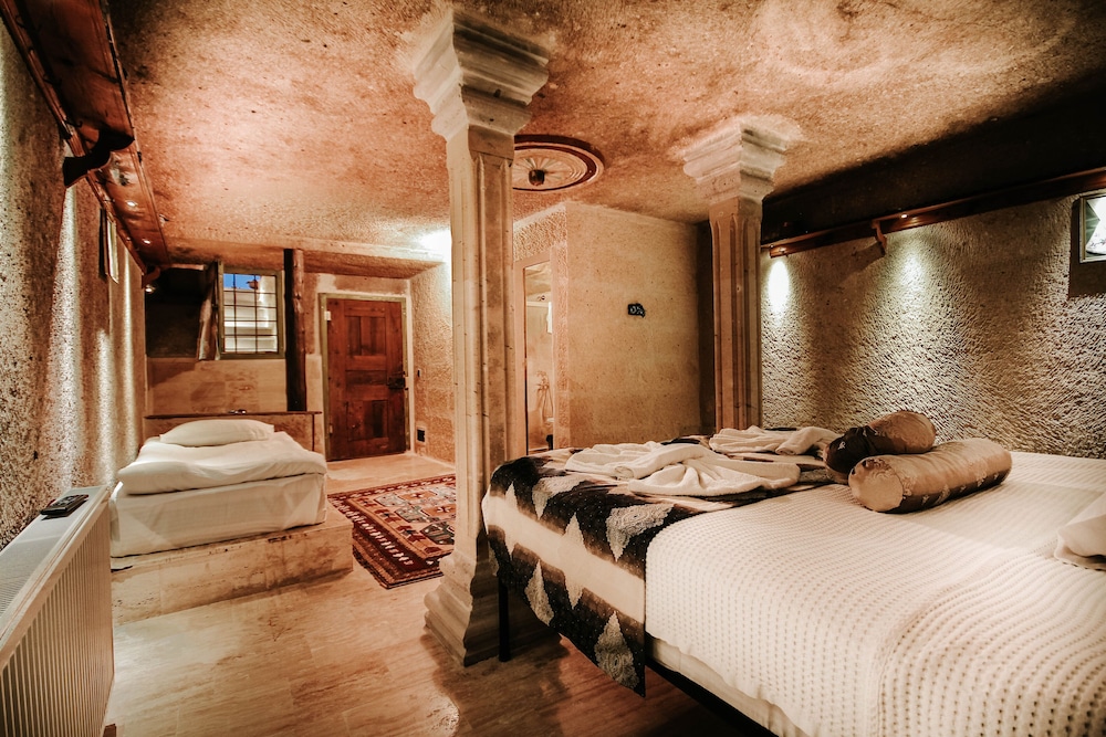 Casia Cave Suites 14/50