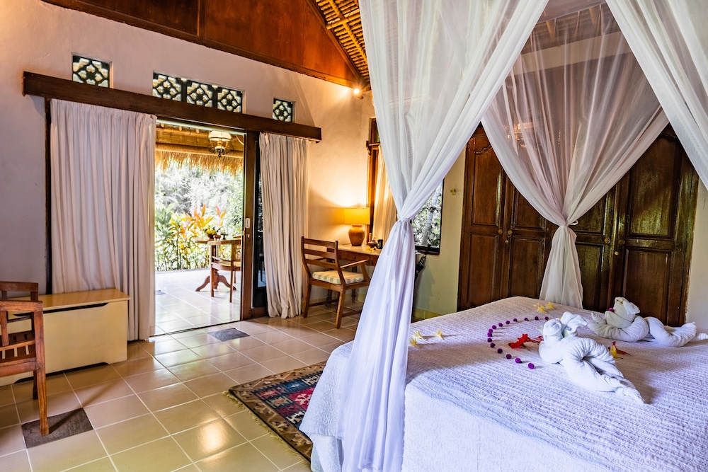 Taman Selini Wahana Beach Resort 11/33