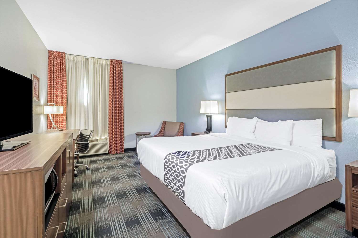 La Quinta Inn & Suites by Wyndham Guthrie 11/47