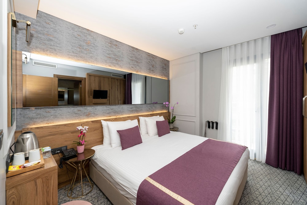 Graziella Gold Hotel 12/63