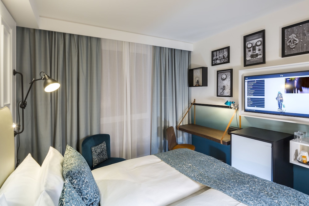 HOTEL INDIGO DRESDEN - WETTINER PLATZ 33/79