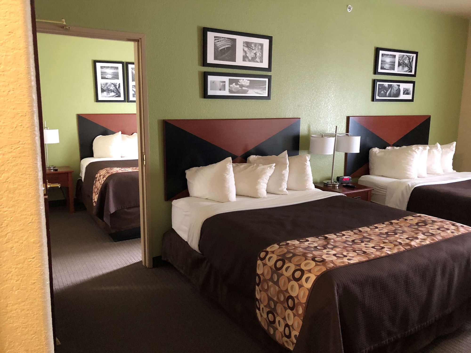 جناح بسريرين كوين، Best Western Sea World/Lackland AFB NW Hotel Suites 4/10
