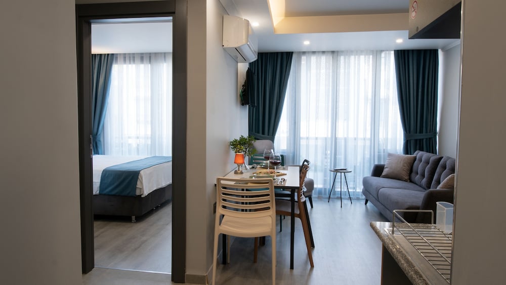 Opera Suites 32/50