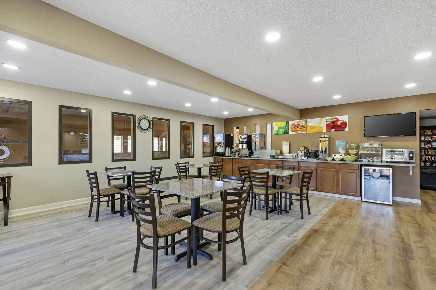 Quality Inn Indianola, IA 7/9