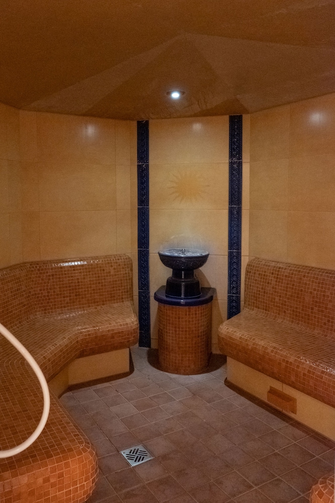 Glasl's Landhotel 24/50